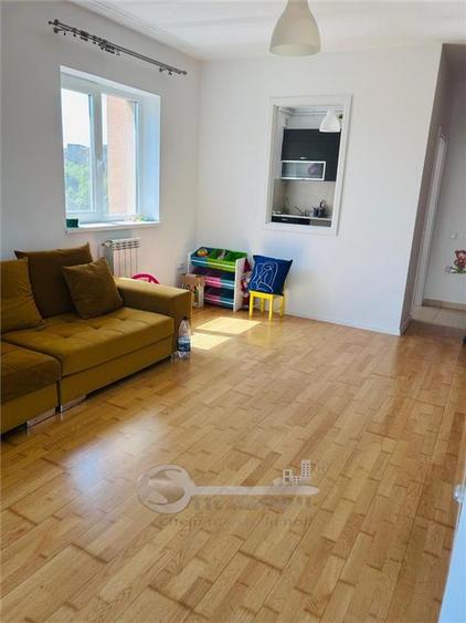 Apartament cu 3 camere decomandat în Tătărași