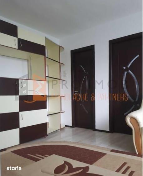 Apartament cu 2 camere semidecomandat în Unirii Sud