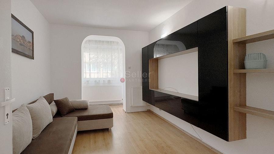 Apartament cu 2 camere decomandat, mobilat în Cetatea