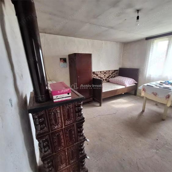 Casă cu Teren 4636 Mp în Central