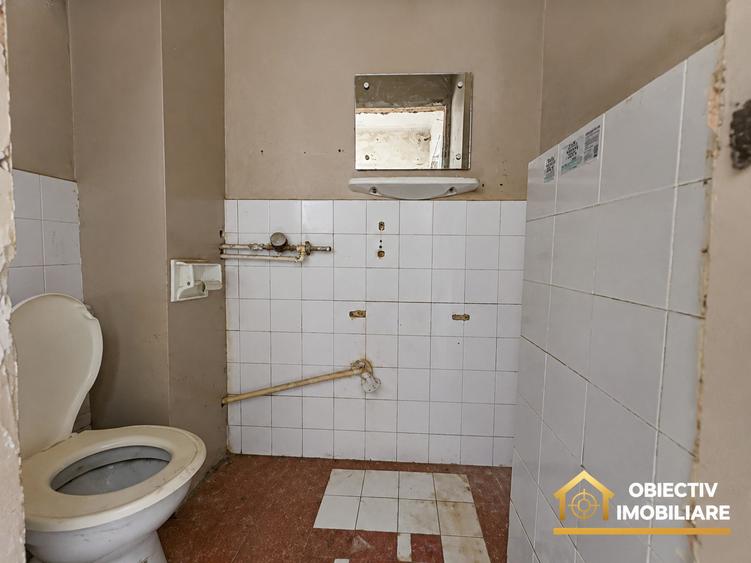 Apartament cu 3 camere decomandat în 1 Mai