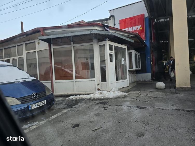 Spațiu comercial, de 98 mp, în Central