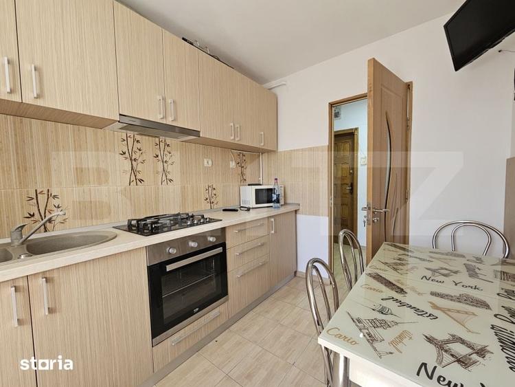 Apartament 2 camere, 54 mp, etaj intermediar, geam la baie Nicolina Pr - 5