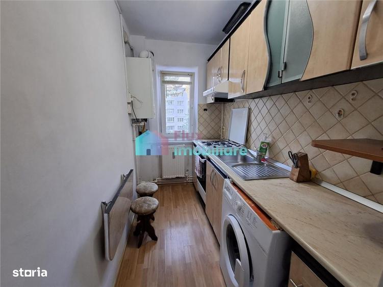 Apartament cu 2 camere nedecomandat în George Enescu