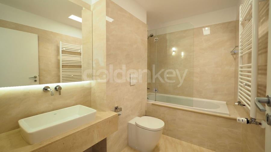 Duplex cu 5 camere cu Canalizare în Pipera