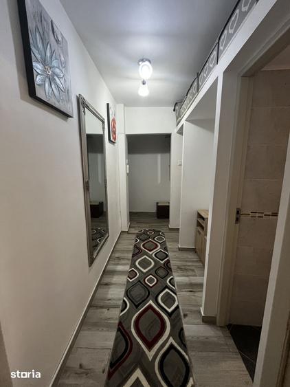 Apartament cu 2 camere în Podu Roș