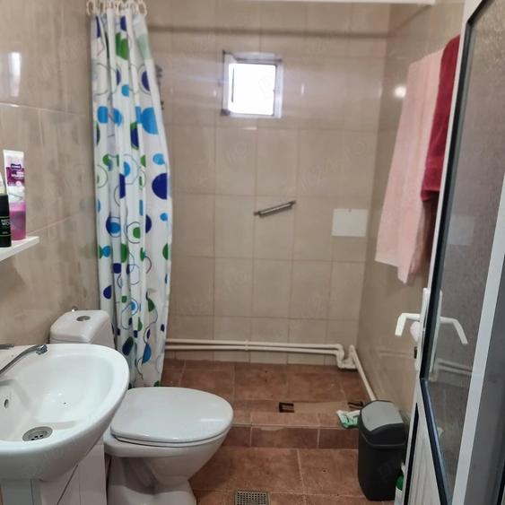 Casă cu 3 camere cu Teren 250 Mp în Lumina