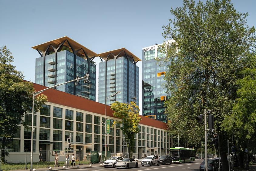 Apartament cu 3 camere decomandat în Floreasca