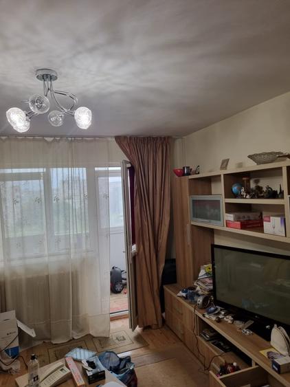 Apartament cu 3 camere decomandat în Tomis Nord