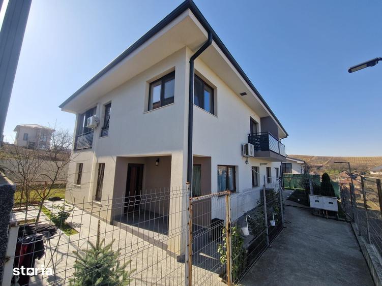 Casă cu 5 camere cu Teren 137 Mp în Apahida
