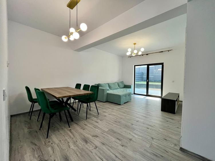 Duplex cu 5 camere cu Canalizare în Horpaz