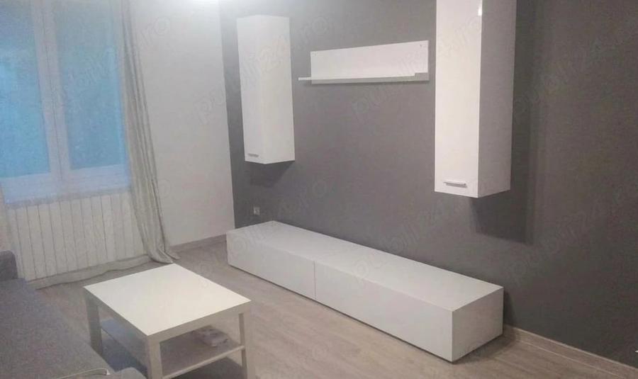 Apartament cu 3 camere semidecomandat în Floreasca