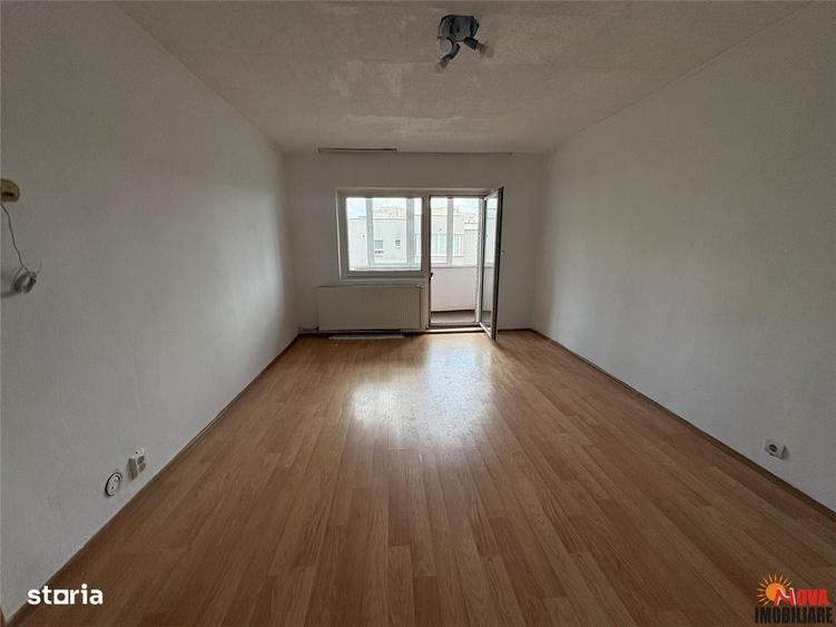 Apartament cu 2 camere decomandat în Centrul Civic