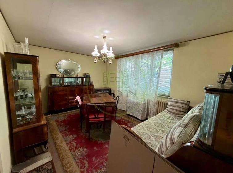Apartament cu 3 camere circular în Rovine