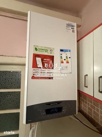 Casă cu 4 camere cu Teren 398 Mp în Central