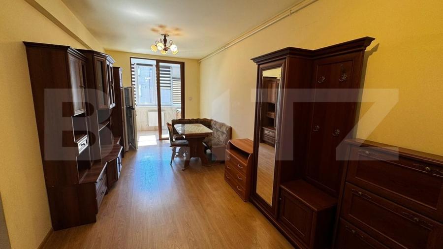 Apartament cu 2 dormitoare de închiriat, 60 mp, zona Centru - 1