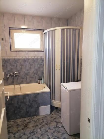Casă cu 6 camere în Central