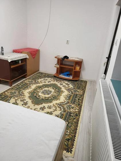 Casă cu 4 camere cu Teren 2200 Mp în Valea Stanciului