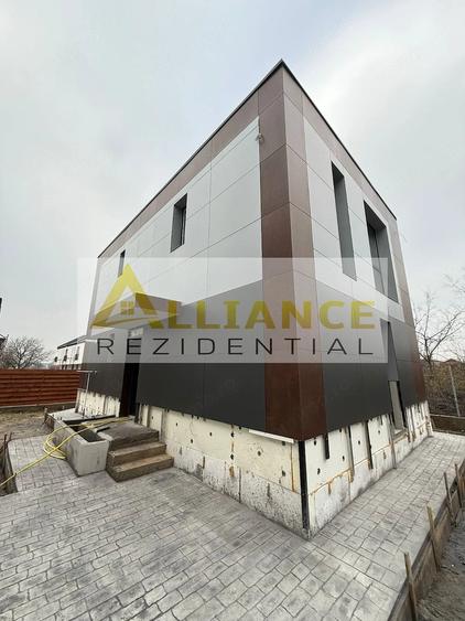 Casă cu Teren 257 Mp în Central