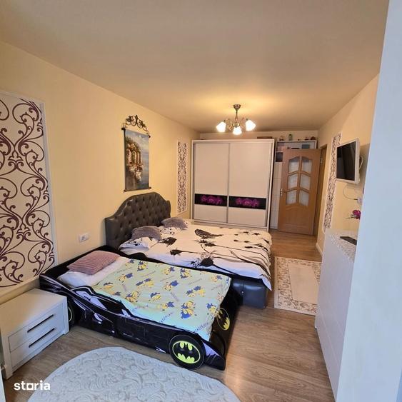 Apartament cu 4 camere în Ultracentral