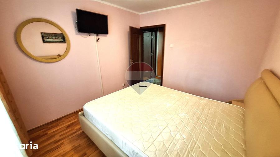 Apartament cu 2 camere decomandat în Titan