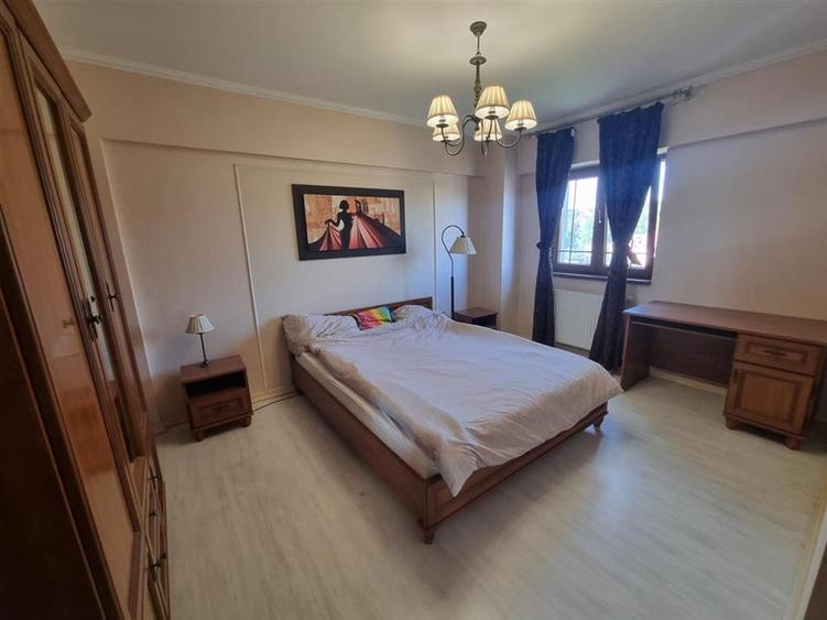 Apartament cu 2 camere decomandat în Tătărași