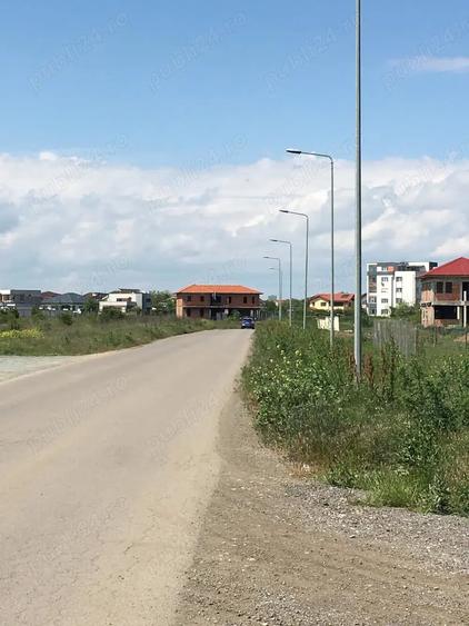 Teren de 500 mp, în Km 5