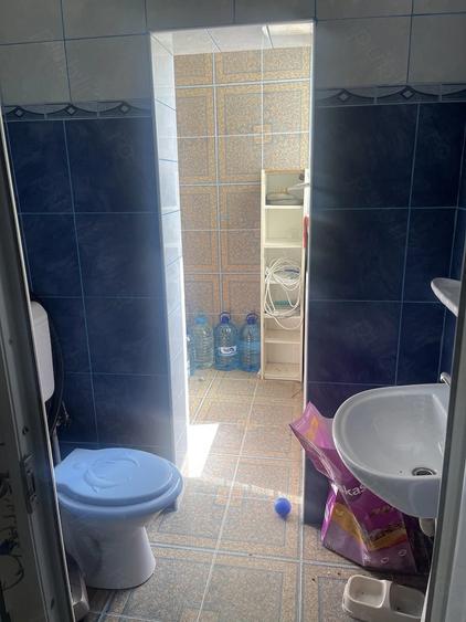 Apartament cu 4 camere decomandat în 1 Decembrie