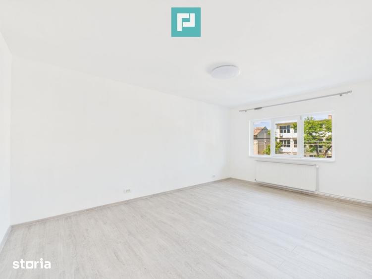 Apartament cu 3 camere decomandat în Podgoria