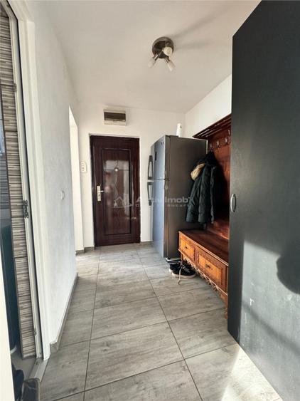 Apartament cu 2 camere semidecomandat în Ultracentral