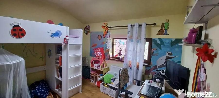Sabareni, casa 2011, P+M 4 camere + dependin?e, curte 500 mp - Sabareni (Giurgiu) - 4