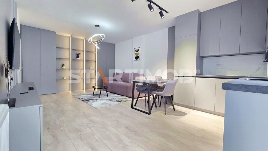 Apartament cu 2 camere decomandat, mobilat în Tractorul