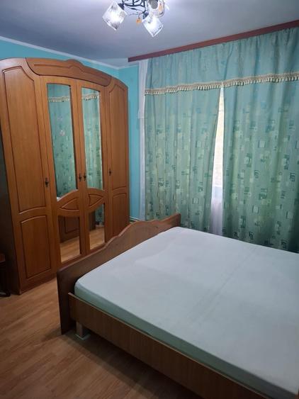 Apartament cu 2 camere decomandat în Sârbi