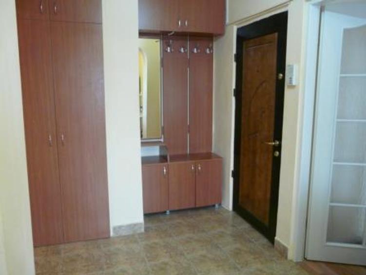 Apartament cu 2 camere decomandat în Iosia-Nord
