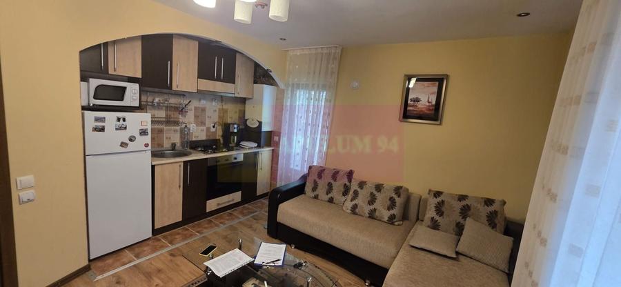 Apartament cu 2 camere decomandat în 1 Mai