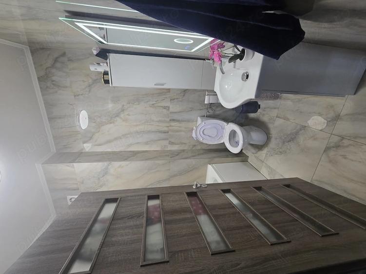 Apartament cu 3 camere decomandat în Sântandrei