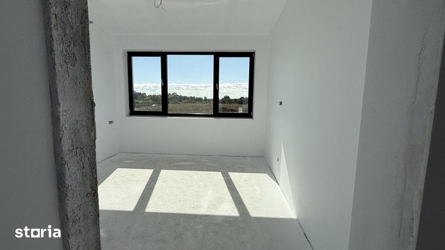Casă cu 4 camere cu Teren 804 Mp în Balotești
