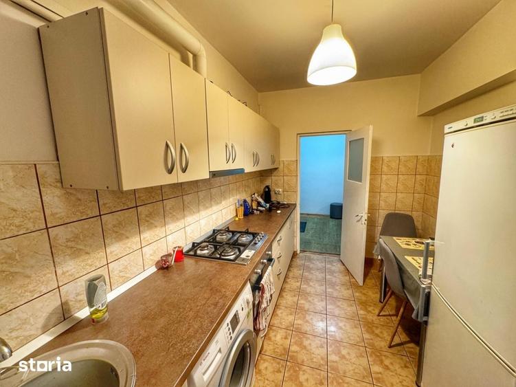 Apartament cu 2 camere decomandat în Valea Aurie