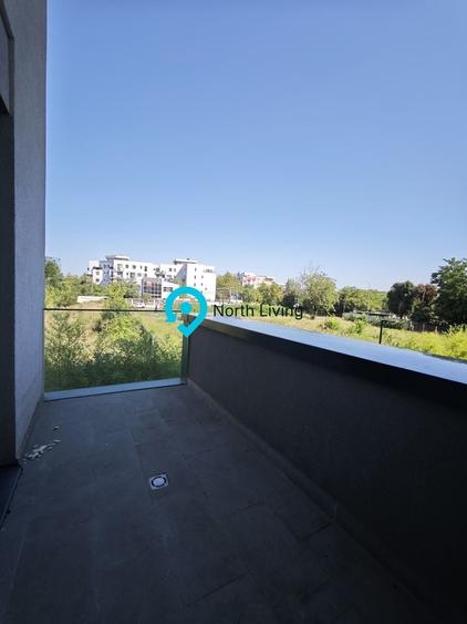 Apartament cu 3 camere semidecomandat în Străulești