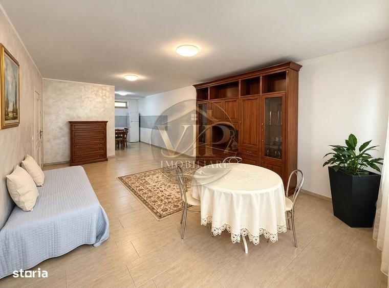 Casă cu 4 camere cu Teren 1200 Mp în Micești