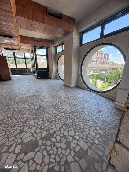 Spațiu comercial, de 200 mp, în Ultracentral