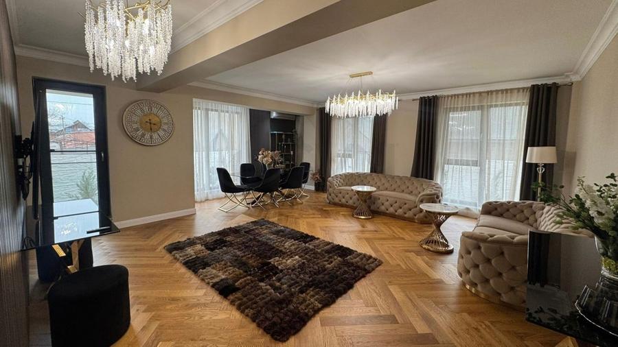 Apartament cu 3 camere decomandat, mobilat în Aviației