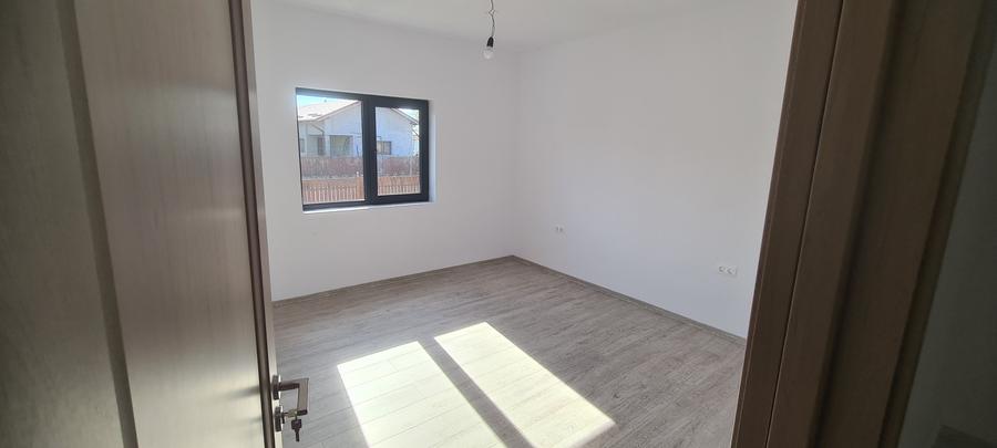 Casă individuală cu 2 camere cu Canalizare în Berceni