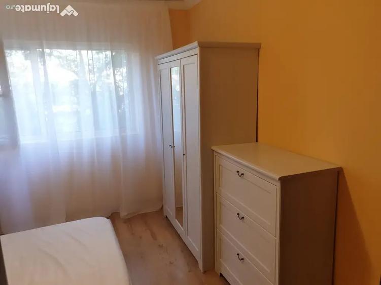 Apartament cu 2 camere decomandat în Titan