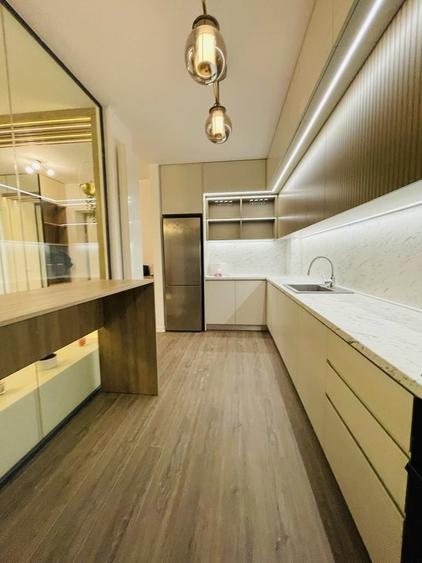 Apartament cu 2 camere semidecomandat, mobilat în Pipera
