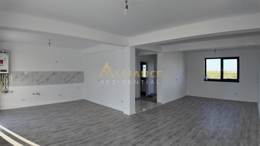 Casă individuală cu 4 camere cu Teren 422 Mp în Berceni