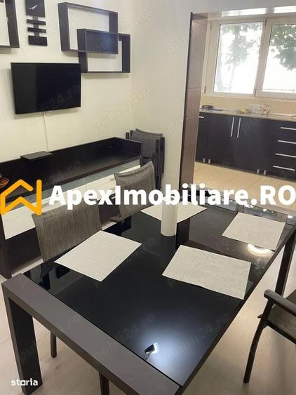 Apartament cu 4 camere decomandat în Central