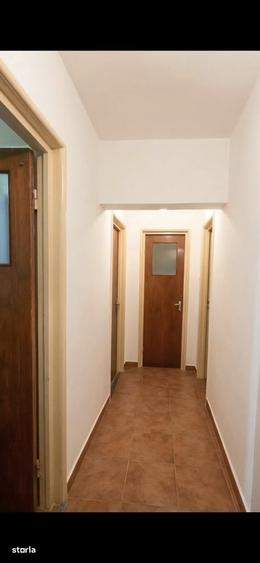 Apartament cu 2 camere decomandat în Alexandru Obregia