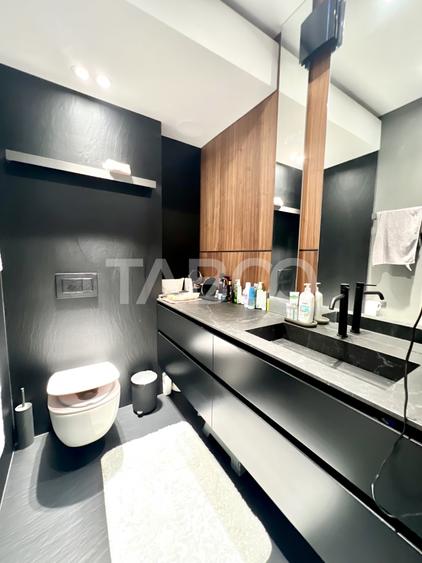 Apartament cu 3 camere semidecomandat, mobilat în Mănăștur