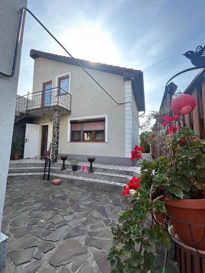Casă cu 3 camere cu Teren 420 Mp în Elisabetin